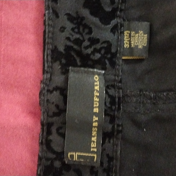 Buffalo Velvet embossed mid-rise Jeans - Picture 6 of 8